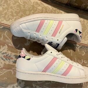 Adidas GY3330 Superstar J Why-Lime-Pink youth  Size:4.4 Sneakers F53